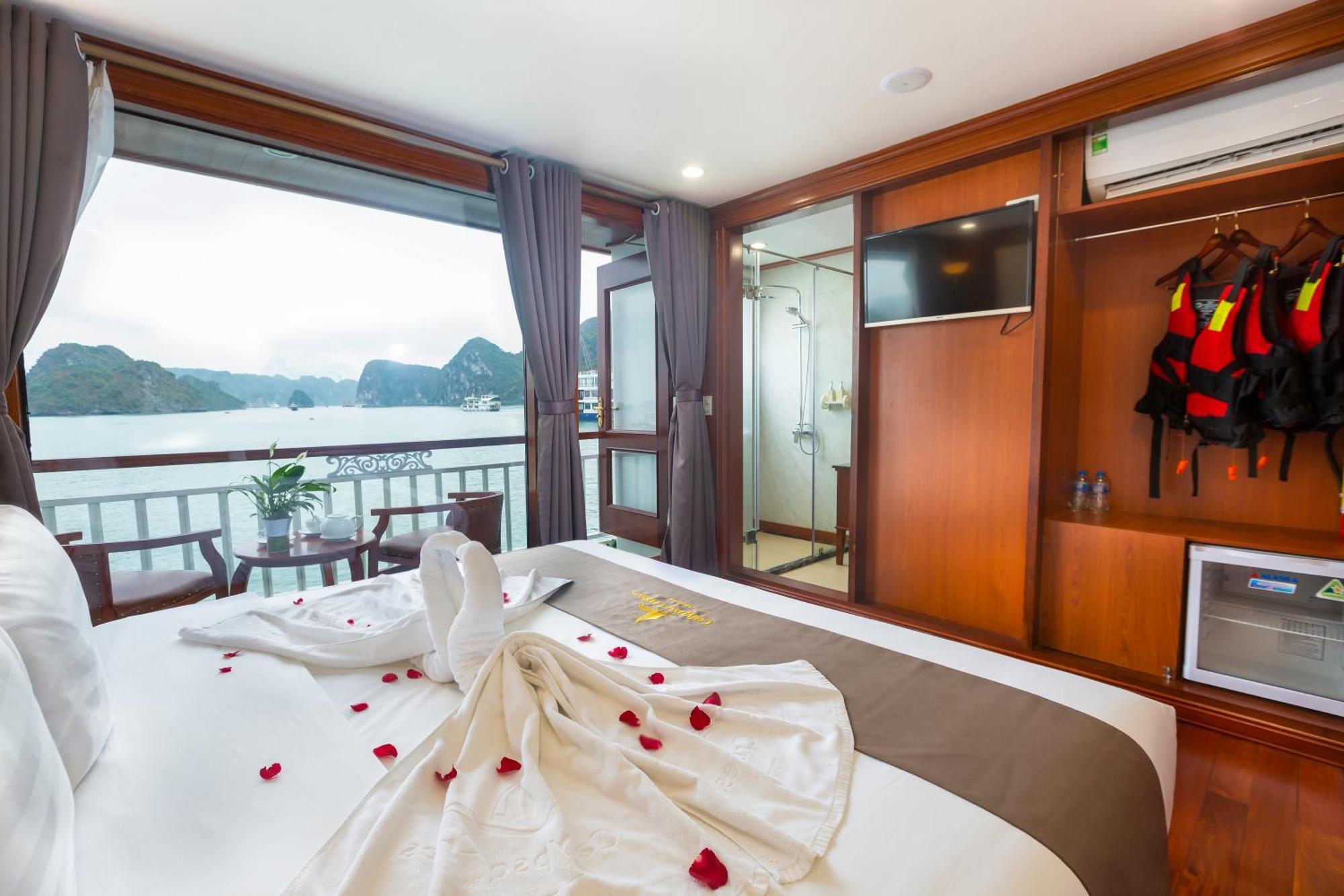 Le Journey Calypso Cruises Botel Hạ Long